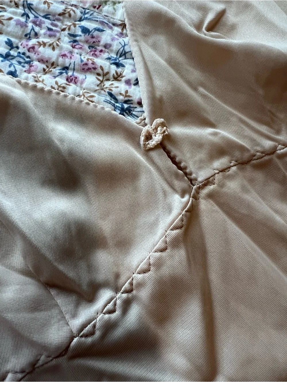 Vintage Formfit Rogers Embroidered Scallop V-Neck Full Slip Dress 34 Tall Beige - Picture 3 of 10